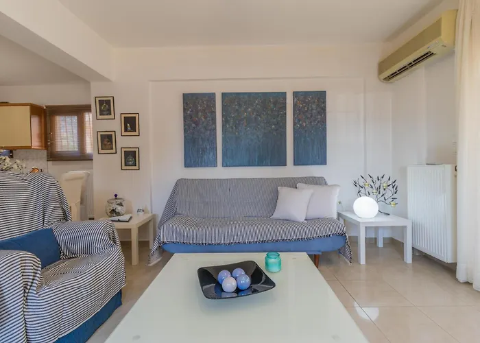 Golden Maisonette Retreat *