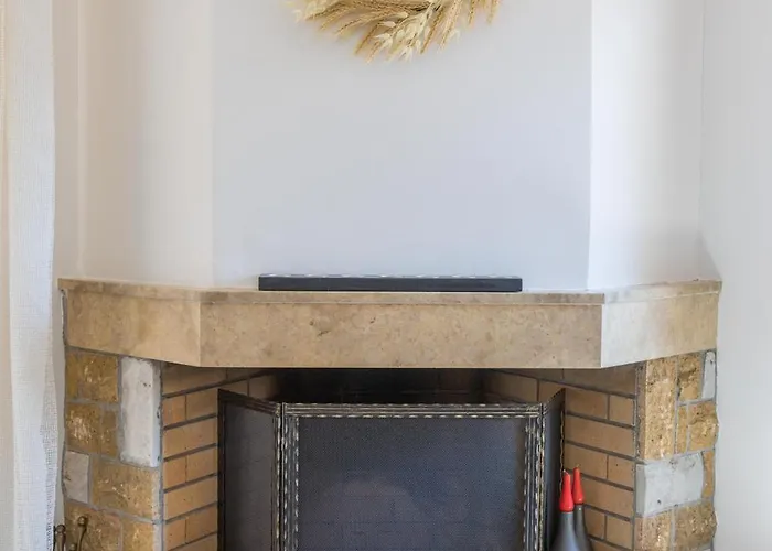 Golden Maisonette Retreat Kechries