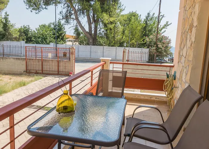 Golden Maisonette Retreat 아파트 Kechries